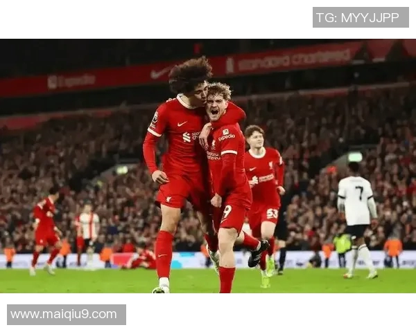 2017年曼城与曼联激战回顾两队巅峰对决的精彩瞬间与战术分析